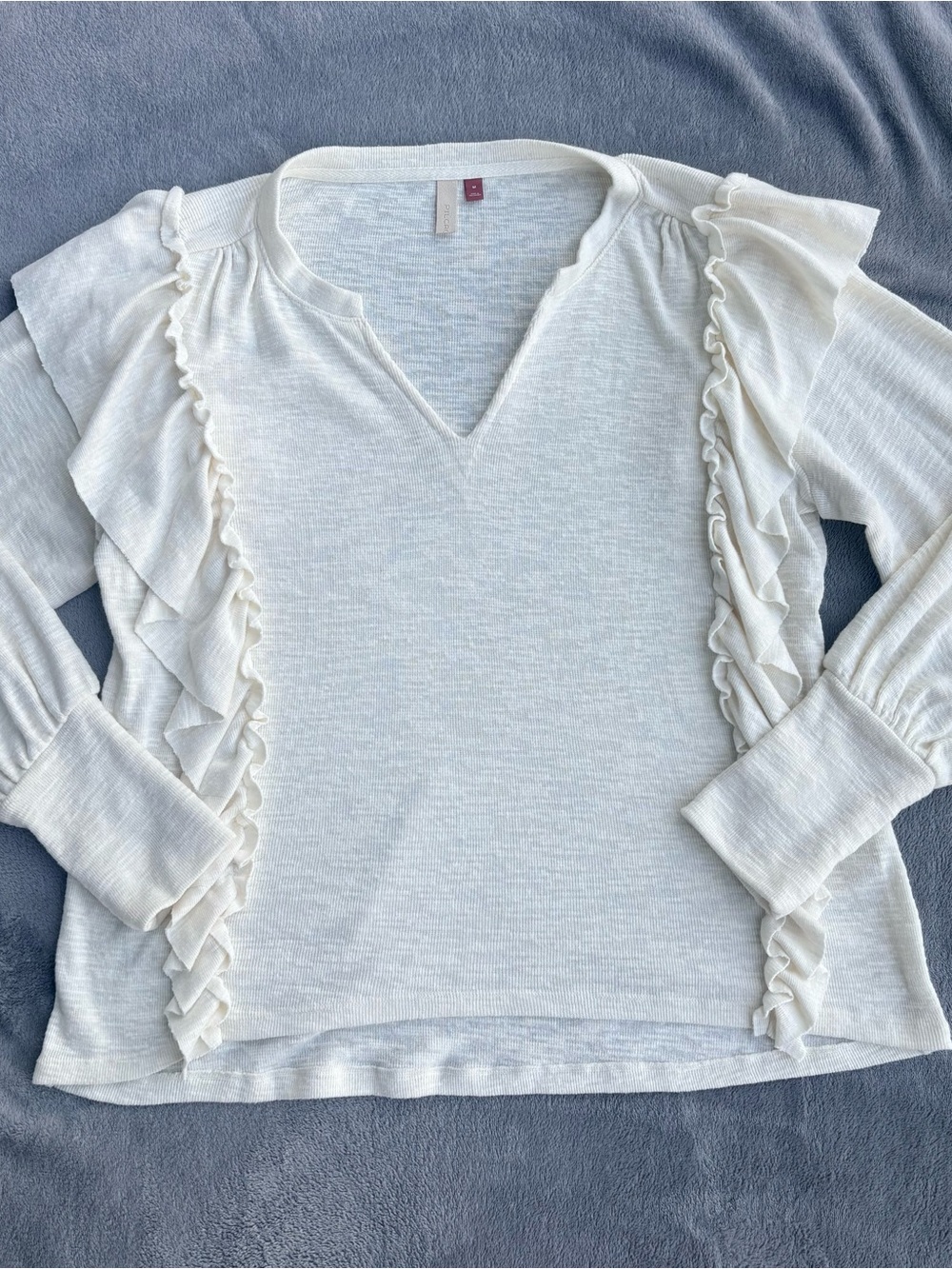 Pilcro (Anthropologie) Women’s Cream Ruffle V-Neck Top
